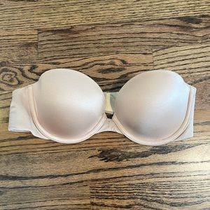 VS Biofit strapless bra